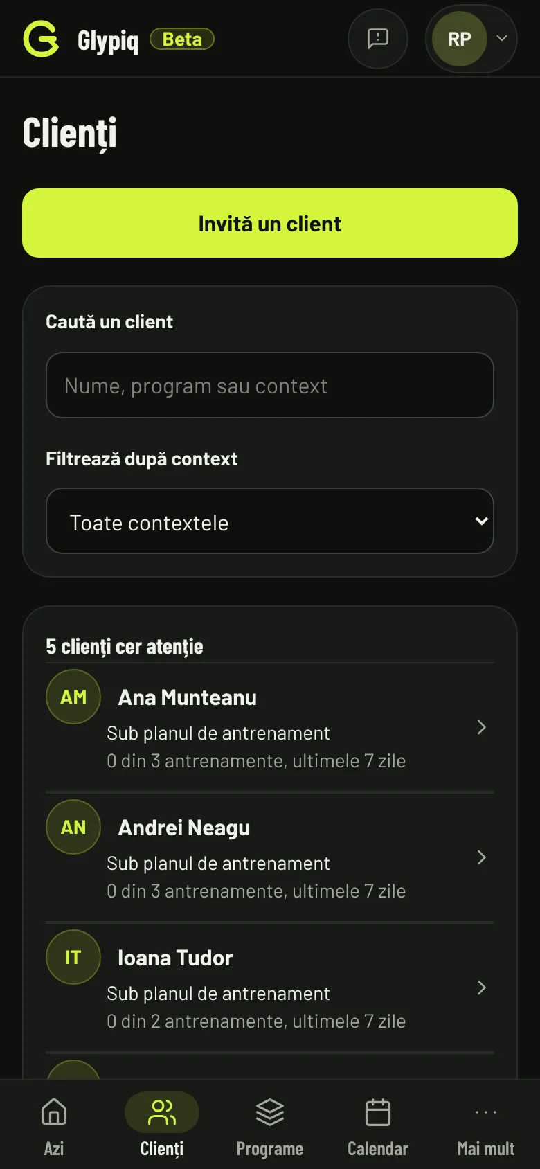Lista de clienți a antrenorului